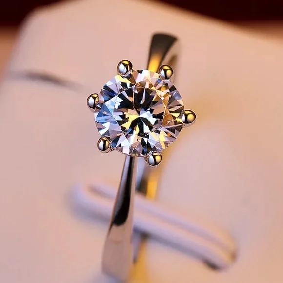 925 STERLING SILVER DIAMOND ENGAGEMENT RING - Picture 3 of 5